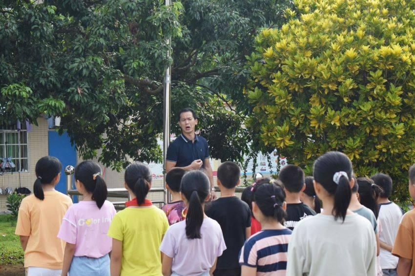 各地文旅争抢“热搜”,为提振经济带来哪些启示?
